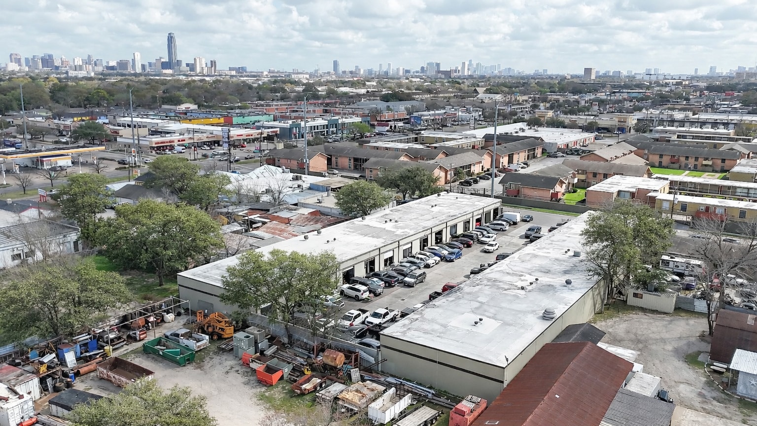 6912 Rampart St, Houston, TX à louer Photo principale– Image 1 sur 6