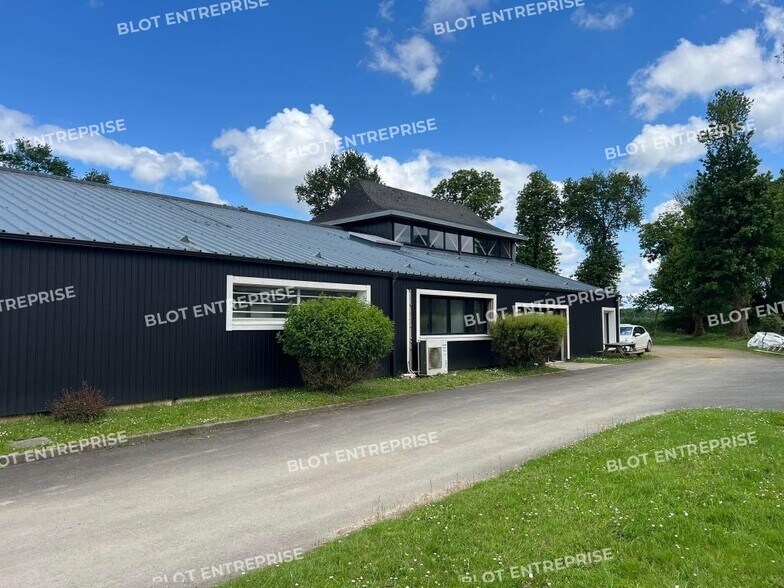 Local d'activités dans La Mézière à vendre - Photo de l’immeuble – Image 1 sur 11