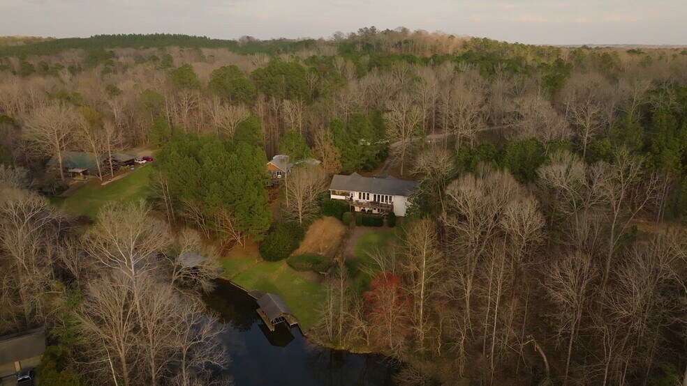 402 Cliffside dr, Titus, AL à vendre - Vidéo sur l’annonce professionnelle – Image 2 sur 82