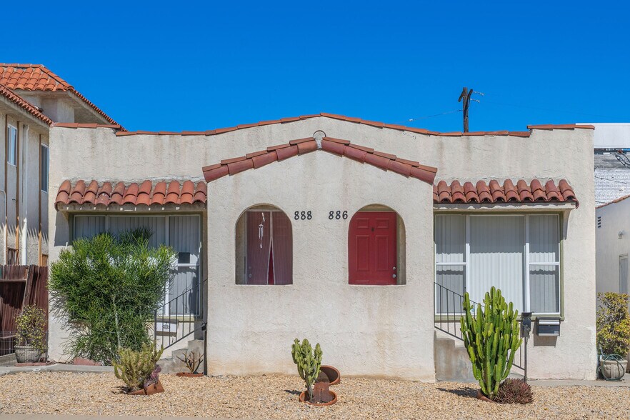 884 W 11th St, San Pedro, CA à vendre - Photo de l’immeuble – Image 3 sur 16