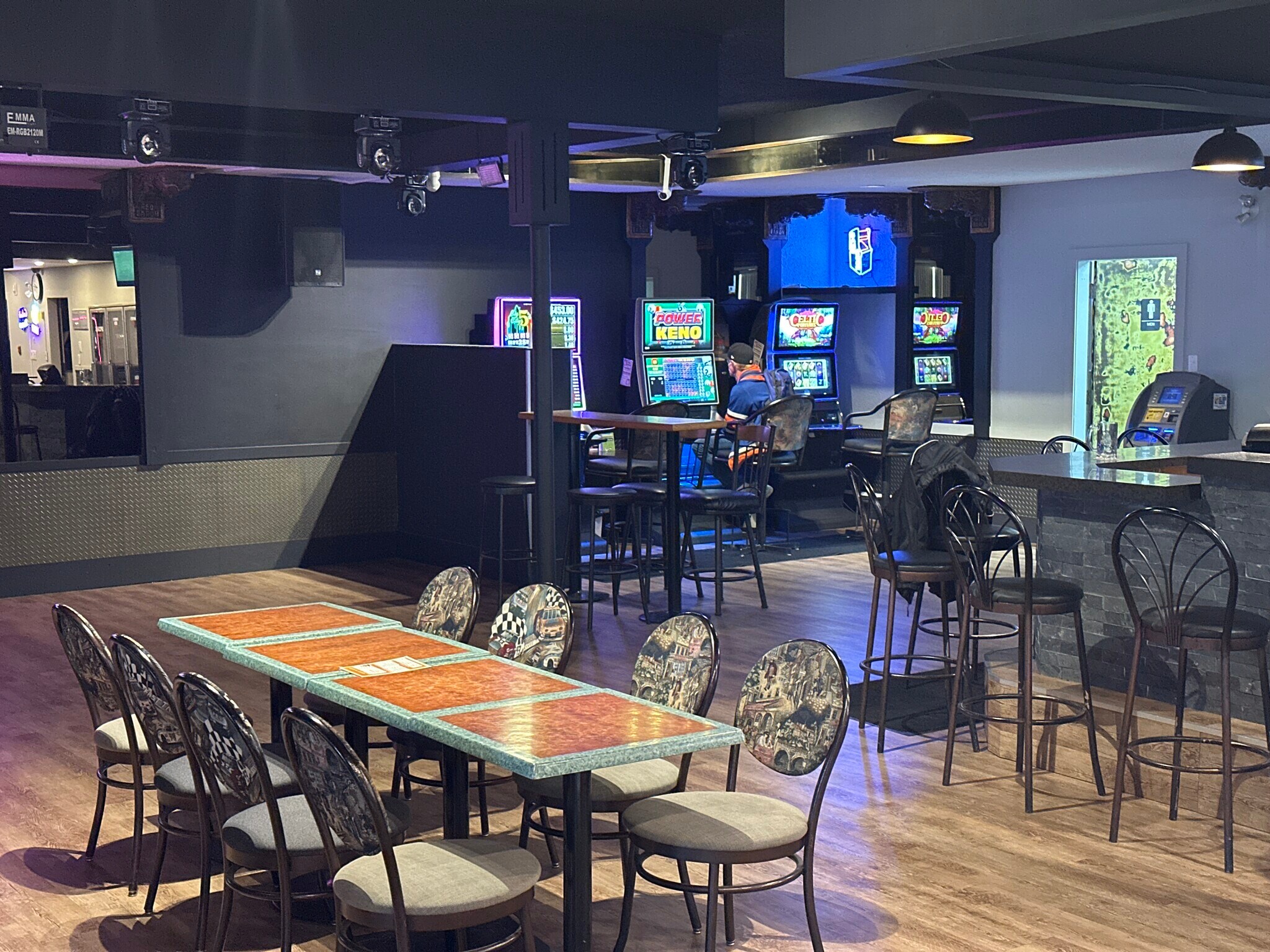 5011 50 St, Barrhead, AB à vendre Photo principale– Image 1 sur 19