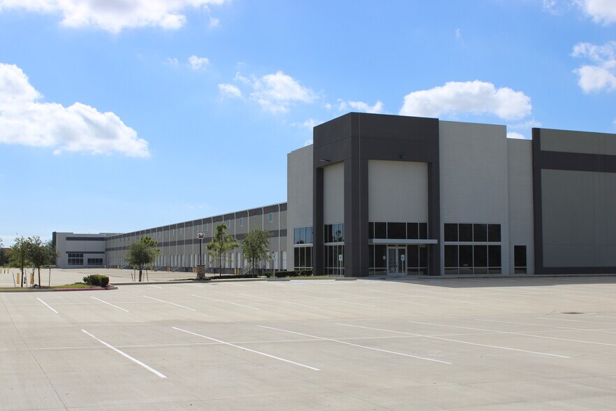 I-10 East & Sjolander Rd, Baytown, TX à louer - Photo de l’immeuble – Image 2 sur 6