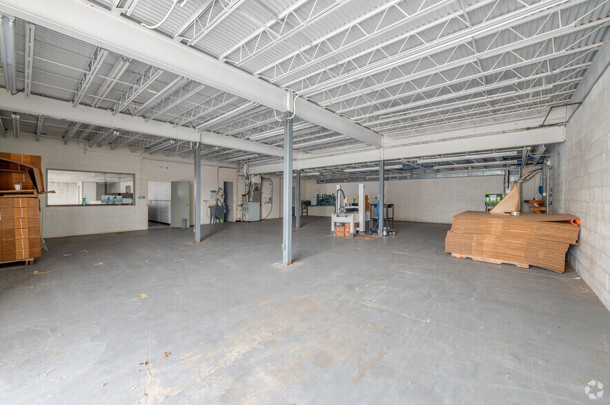 630 Maryland Ave, Charleston, WV à vendre - Photo intérieure – Image 2 sur 25