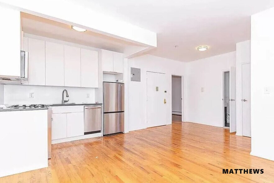 271 Malcolm X Blvd, Brooklyn, NY à vendre - Photo de l’immeuble – Image 2 sur 6