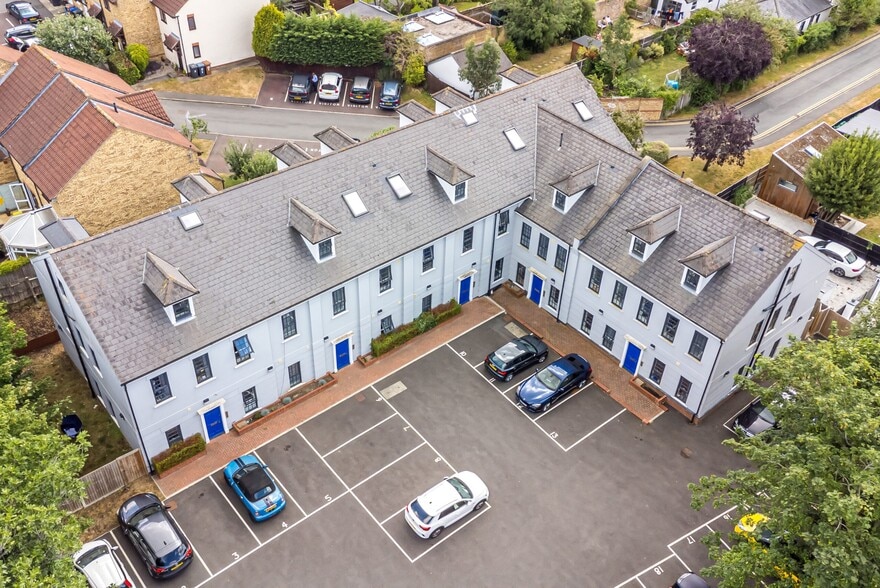 5 London Road, Bishop's Stortford à vendre - Aérien – Image 2 sur 10