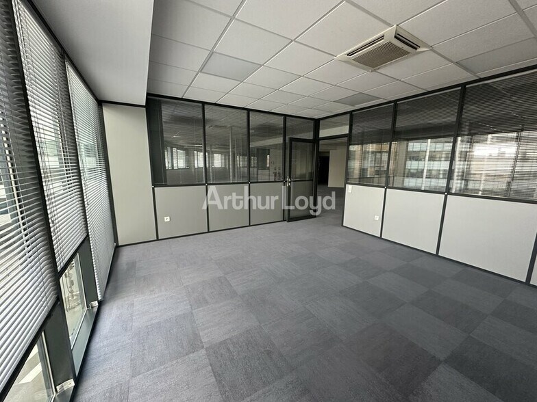 Bureau dans Reims à louer - Photo intérieure – Image 2 sur 6