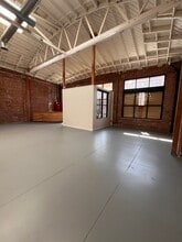 800-810 S Santa Fe Ave, Los Angeles, CA à louer Hall d’entrée– Image 2 sur 8