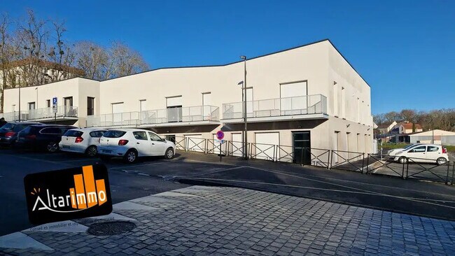 Plus de détails pour 2 Bis Rue De La Chacatière, Lèves - Local commercial à louer