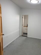 43-11 36th St, Long Island City, NY à louer Photo intérieure– Image 1 sur 5