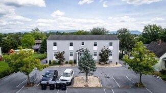 Plus de détails pour 958 College Ave, Harrisonburg, VA - Logement à vendre