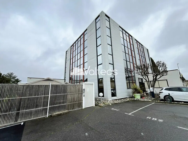 11 Rue Paulin Talabot, Toulouse à louer - Photo de l’immeuble – Image 1 sur 10