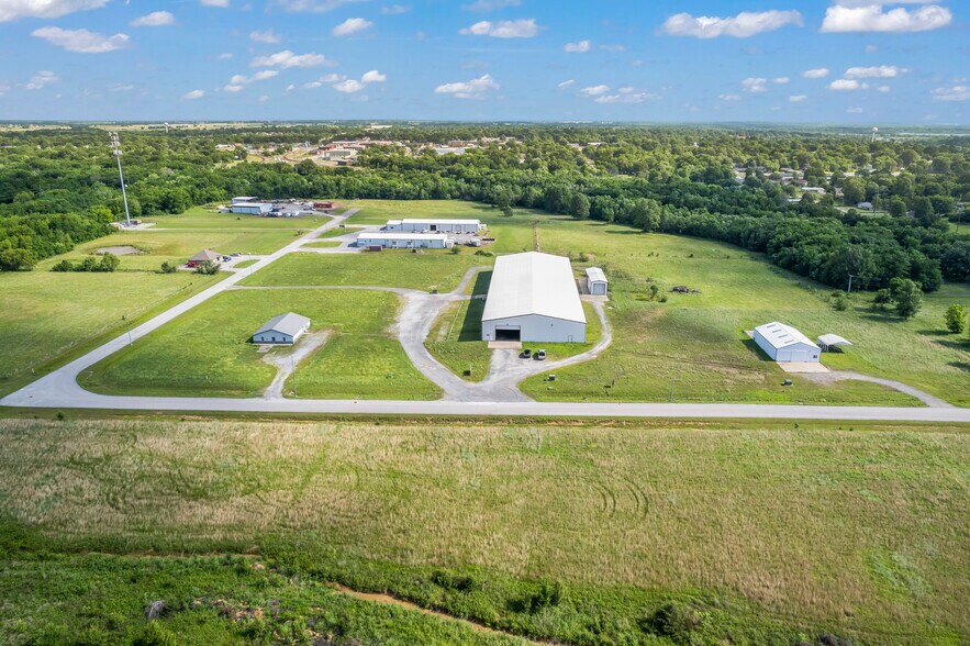 311 SE 11th St, Wagoner, OK à vendre - Photo principale – Image 1 sur 30