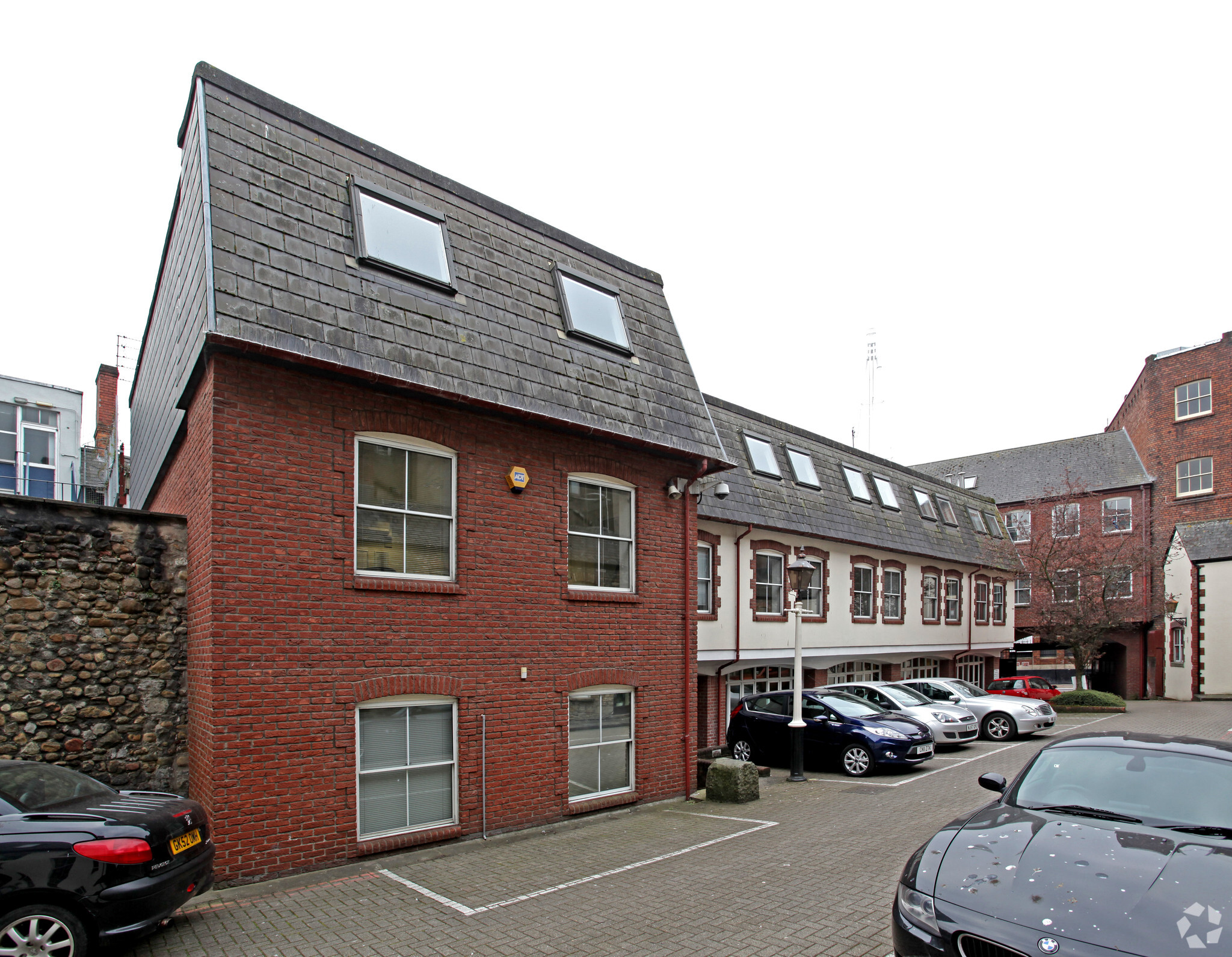 Womanby St, Cardiff à louer Photo principale– Image 1 sur 2