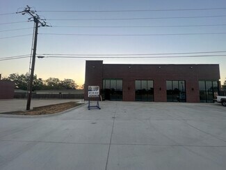 Plus de détails pour 108 N Jim Wright Fwy, Fort Worth, TX - Local commercial à louer