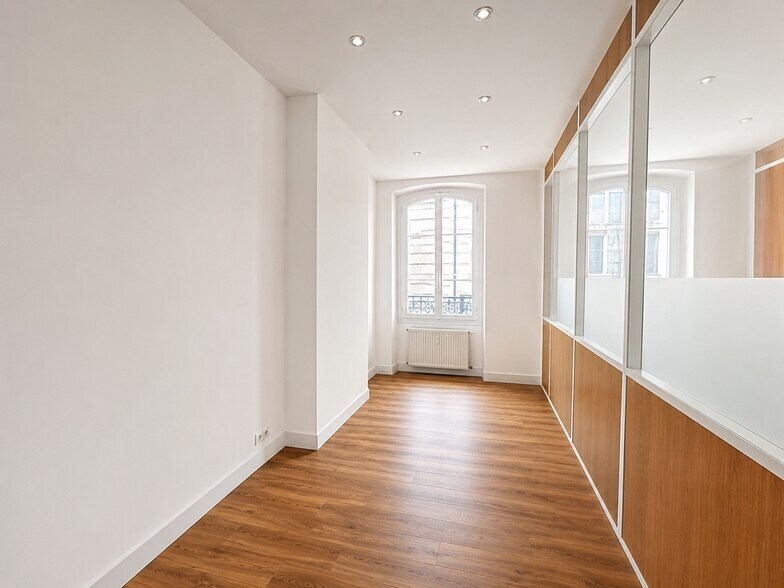 Bureau dans Paris à louer - Photo intérieure – Image 2 sur 9