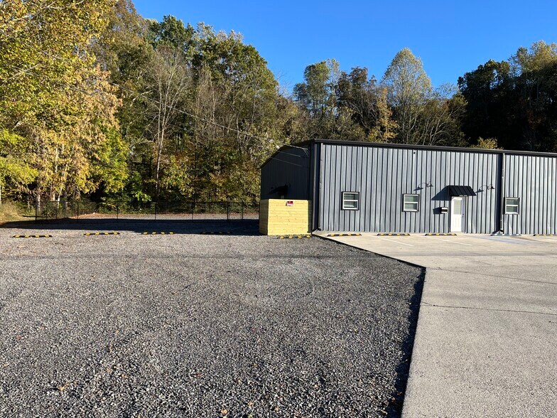 6933 N Lee Hwy, Cleveland, TN à louer - Photo de l’immeuble – Image 2 sur 9