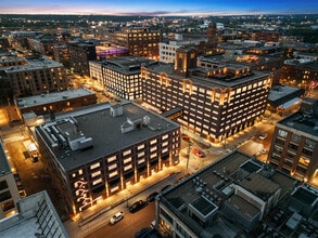 300 N 6th Ave, Minneapolis, MN à louer Aérien– Image 2 sur 2