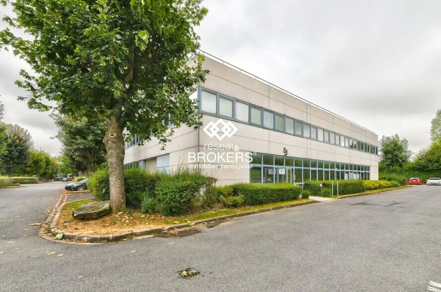 163 Rue De La Belle Etoile, Roissy-en-France à louer - Photo de l’immeuble – Image 2 sur 3