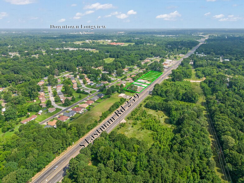 2403 S Eastman Road, Longview, TX à vendre - Photo de l’immeuble – Image 3 sur 27