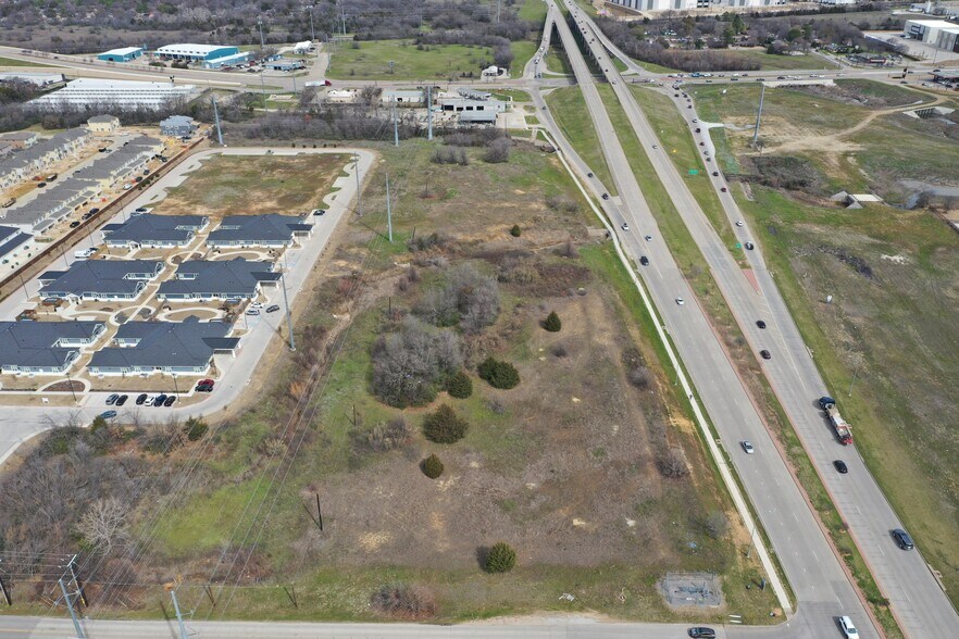 1201 Loop 288 loop, Denton, TX à vendre - Photo de l’immeuble – Image 2 sur 2