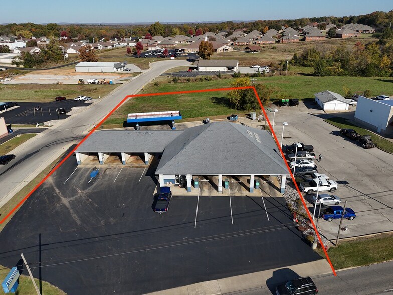 1343 Highway 62 E, Mountain Home, AR à vendre - Photo de l’immeuble – Image 1 sur 14