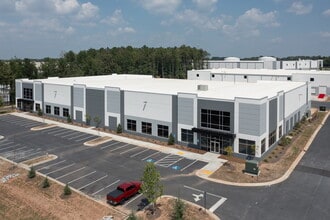 7776 Jonesboro Rd, Jonesboro, GA à louer Photo de l’immeuble– Image 1 sur 8