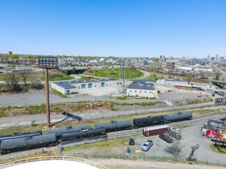 Plus de détails pour 487 Allens, Providence, RI - Terrain à louer