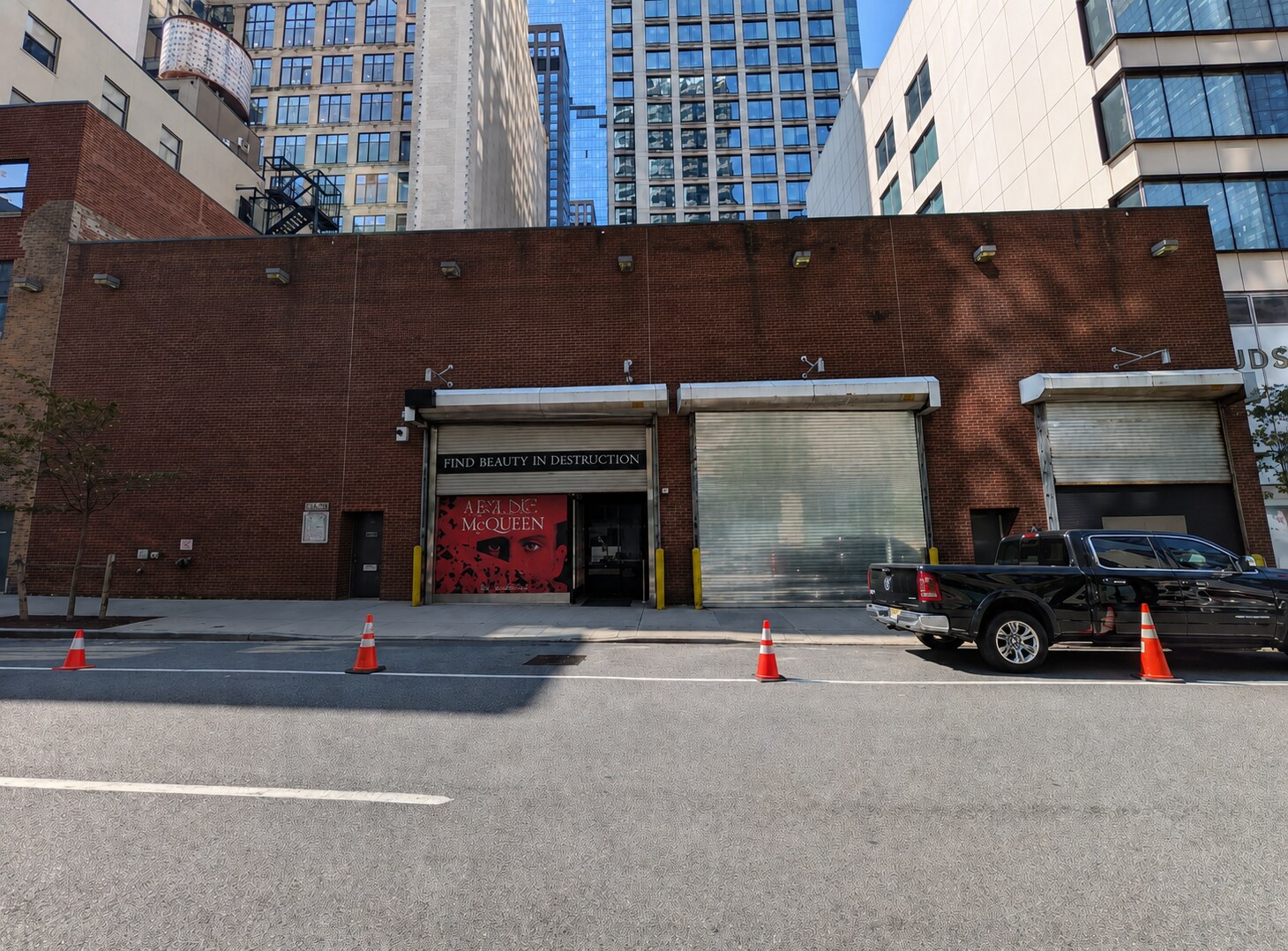 508 W 37th St, New York, NY à louer Photo principale– Image 1 sur 4