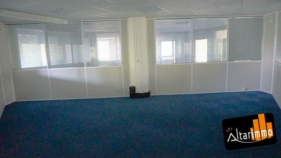 Bureau dans Saint-Aubin à louer - Photo intérieure – Image 3 sur 6