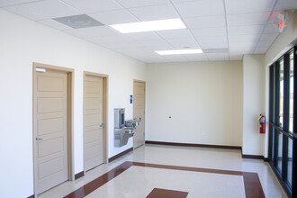 2151 Homer Rd, Commerce, GA à louer Hall d’entrée– Image 2 sur 11