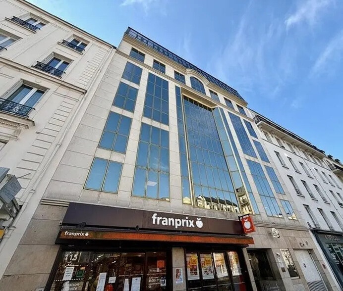 115 Avenue De Paris, Saint-Mandé à louer - Photo de l’immeuble – Image 1 sur 7