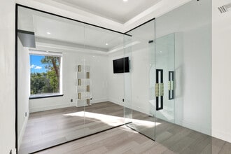 23276 S Pointe Dr, Laguna Hills, CA à louer Photo intérieure– Image 2 sur 7