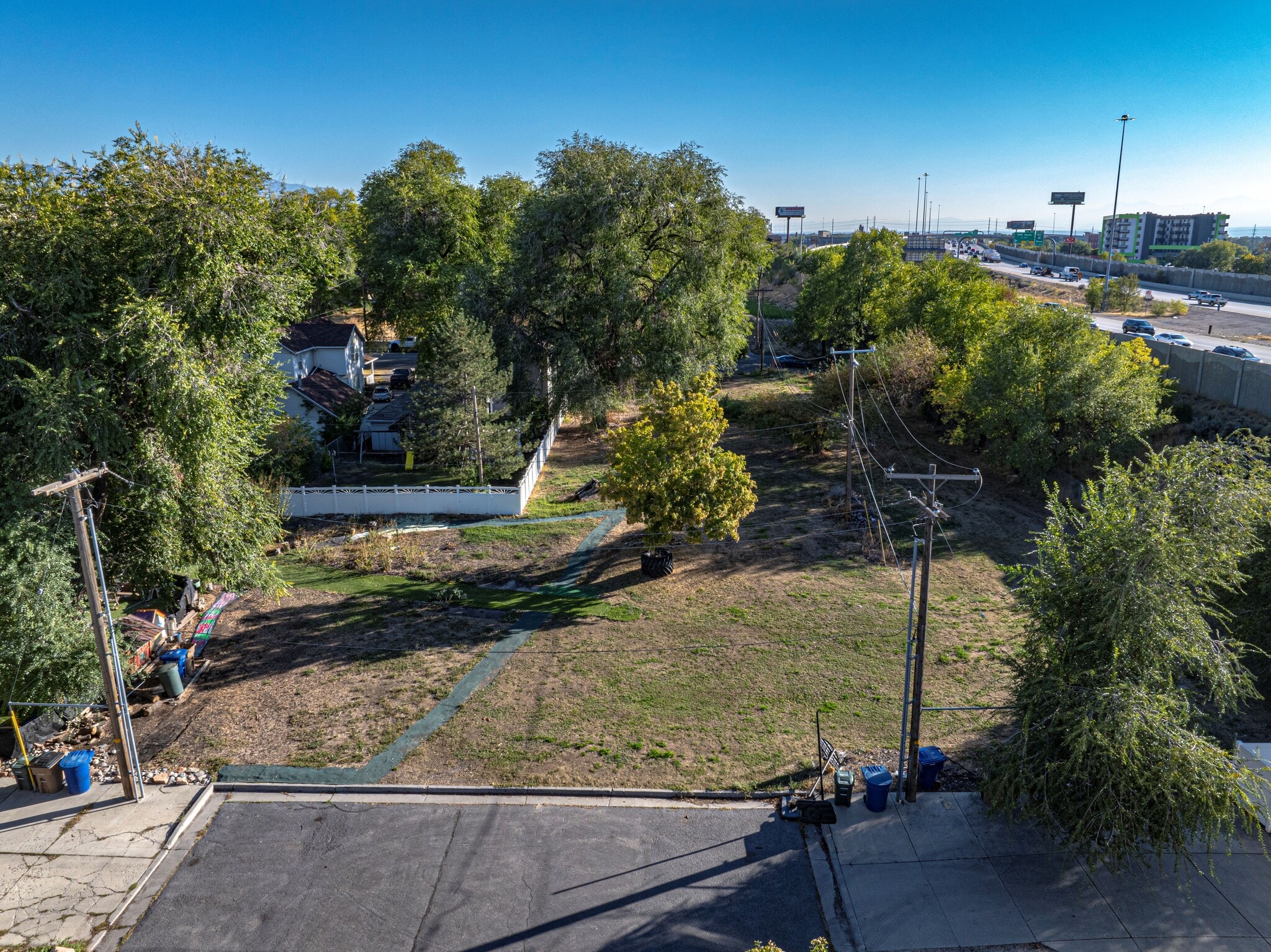 0.47 Acres, Townhome Land: Salt Lake portefeuille de 2 biens à vendre sur LoopNet.fr Aérien– Image 1 sur 6