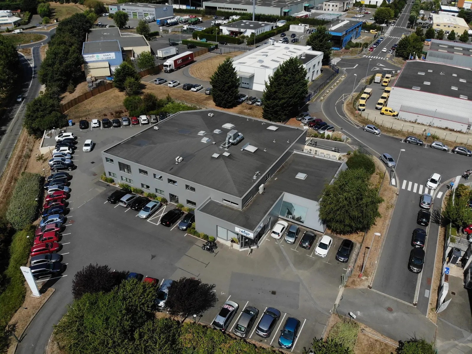 Bureau dans Gazeran à vendre Photo de l’immeuble– Image 1 sur 6