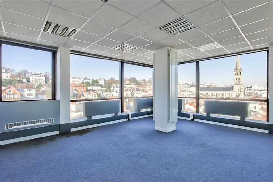 Bureau dans Saint-Cloud à louer - Photo de l’immeuble – Image 2 sur 9