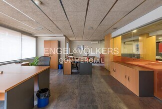 Plus de détails pour Bureau à vendre