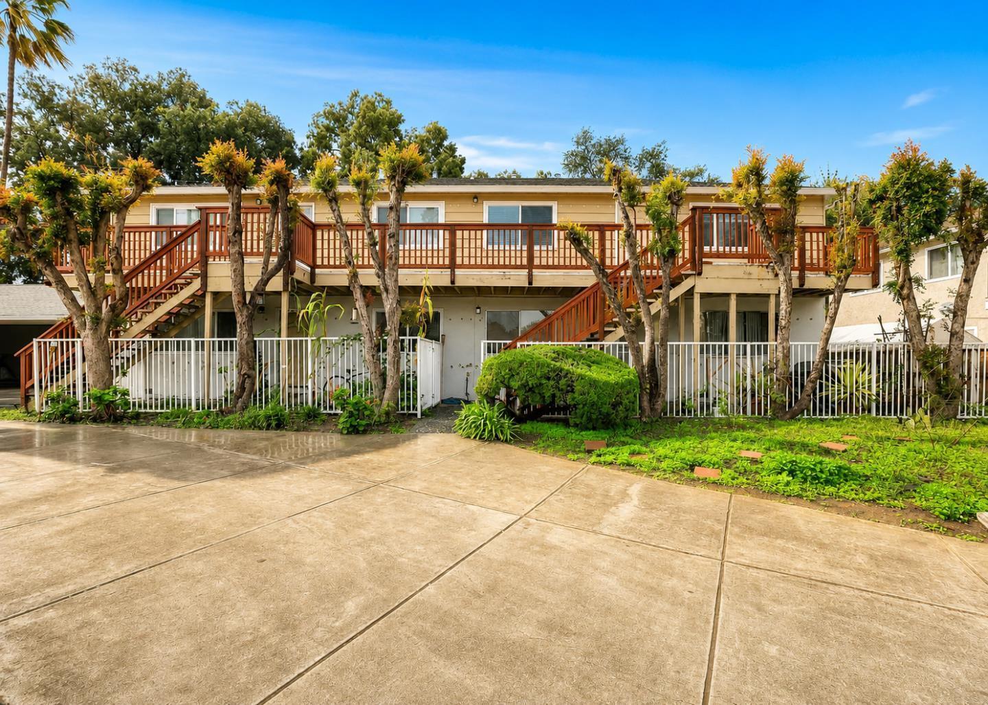 1838 Higdon Ave, Mountain View, CA à vendre Photo de l’immeuble– Image 1 sur 3