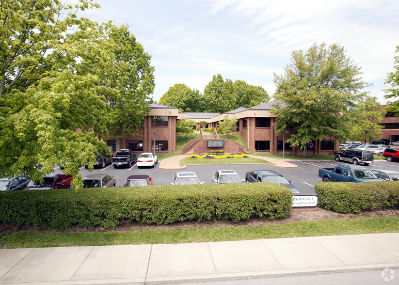 229 Ward Cir, Brentwood, TN à vendre - Photo de l’immeuble – Image 3 sur 4