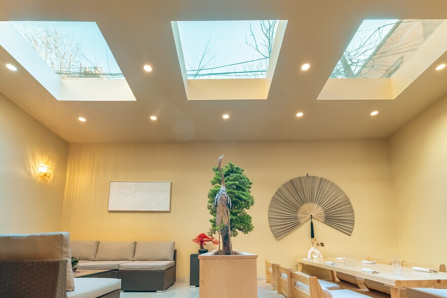 3712 31st Ave, Astoria, NY à louer - Photo intérieure – Image 1 sur 10