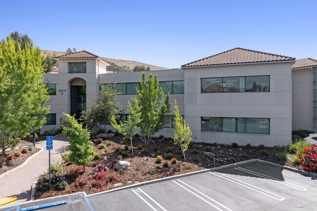 Plus de détails pour 28632 Roadside Dr, Agoura Hills, CA - Bureau à louer