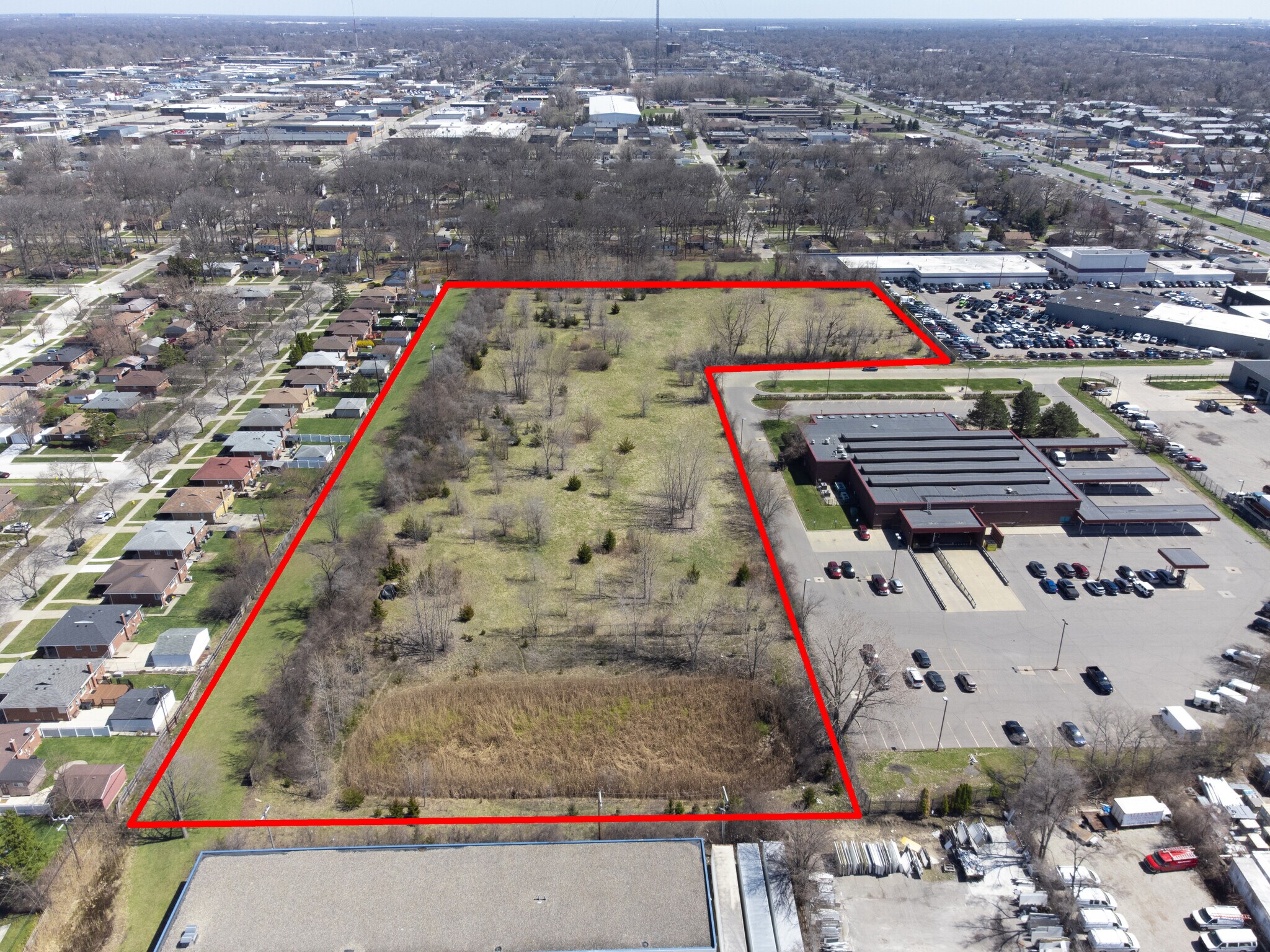 14200 W 8 Mile Rd, Oak Park, MI à vendre Photo principale– Image 1 sur 6