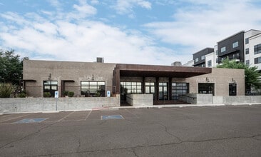 521 S 3rd St, Phoenix, AZ à louer Photo de l’immeuble– Image 1 sur 6
