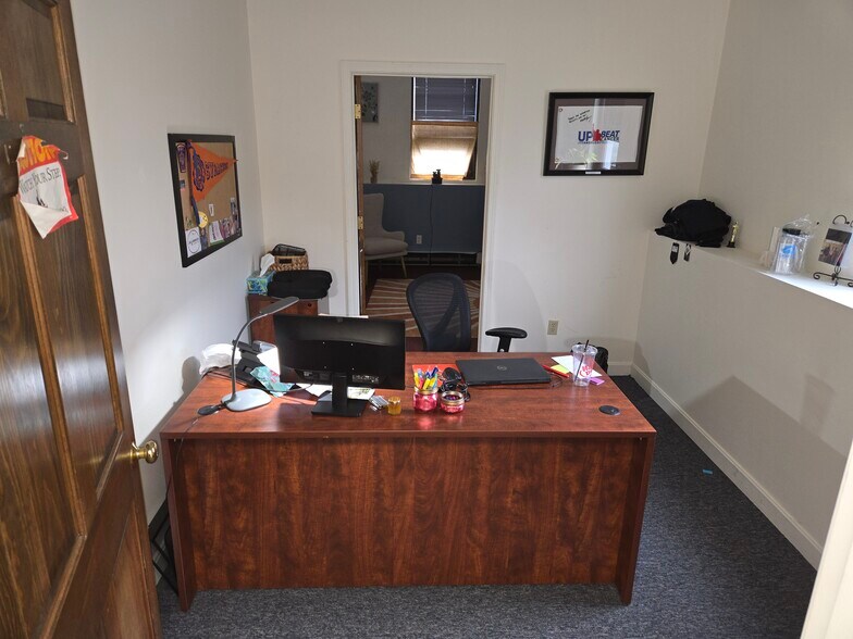 49 Plain St, North Attleboro, MA à louer - Photo de l’immeuble – Image 3 sur 16