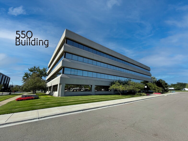 550 Stephenson Hwy, Troy, MI à louer - Photo de l’immeuble – Image 1 sur 14