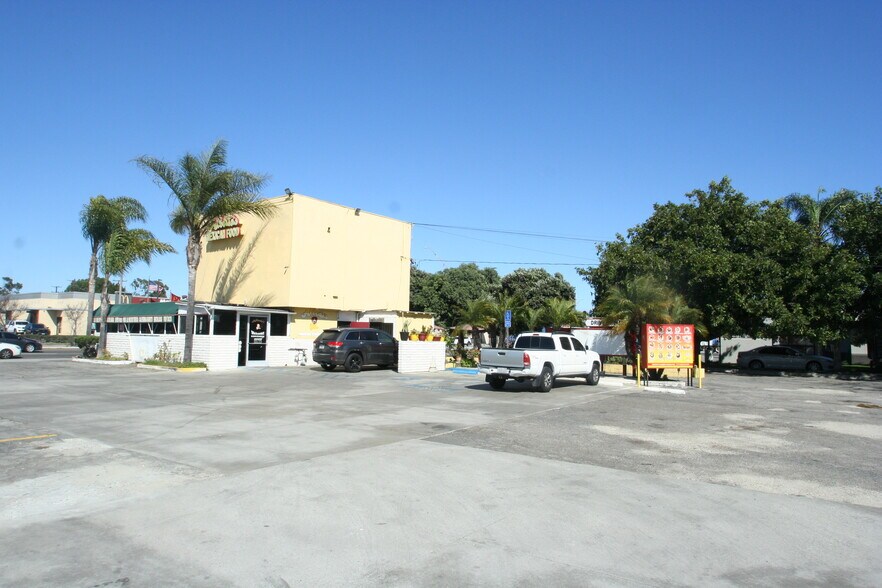 1770 W Pacific Coast Hwy, Long Beach, CA à louer - Photo de l’immeuble – Image 2 sur 5