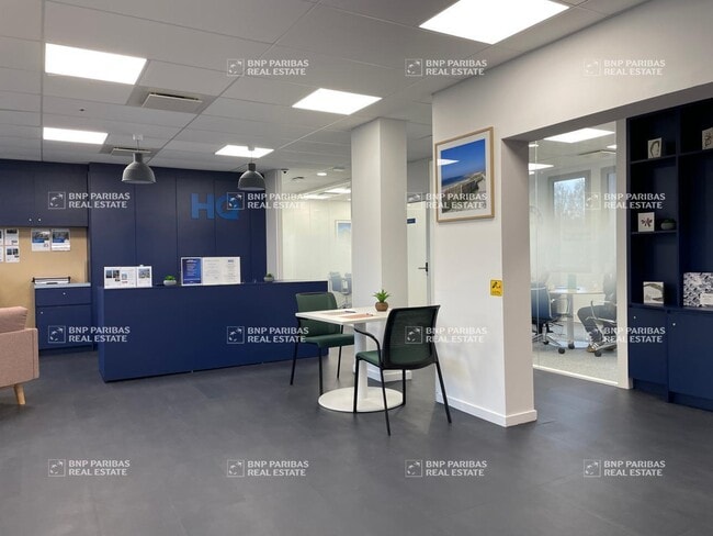 Plus de détails pour Bureau à vendre