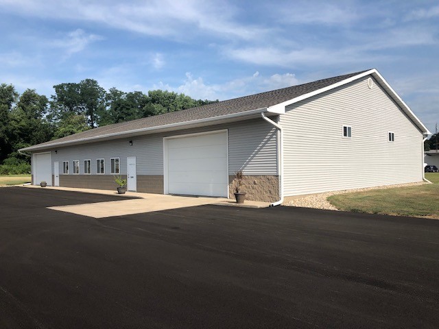 921 S Bosch Rd, Peoria, IL à louer - Photo de l’immeuble – Image 2 sur 3