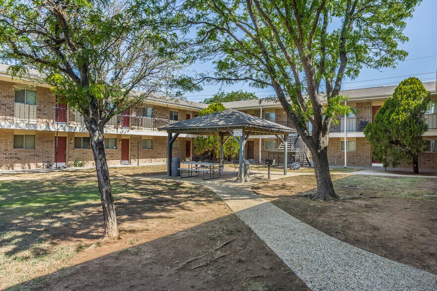 4101 Republic Ave, Amarillo, TX à vendre - Photo de l’immeuble – Image 2 sur 13