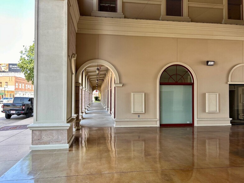 1500 N Main St, Fort Worth, TX à louer - Photo de l’immeuble – Image 3 sur 12