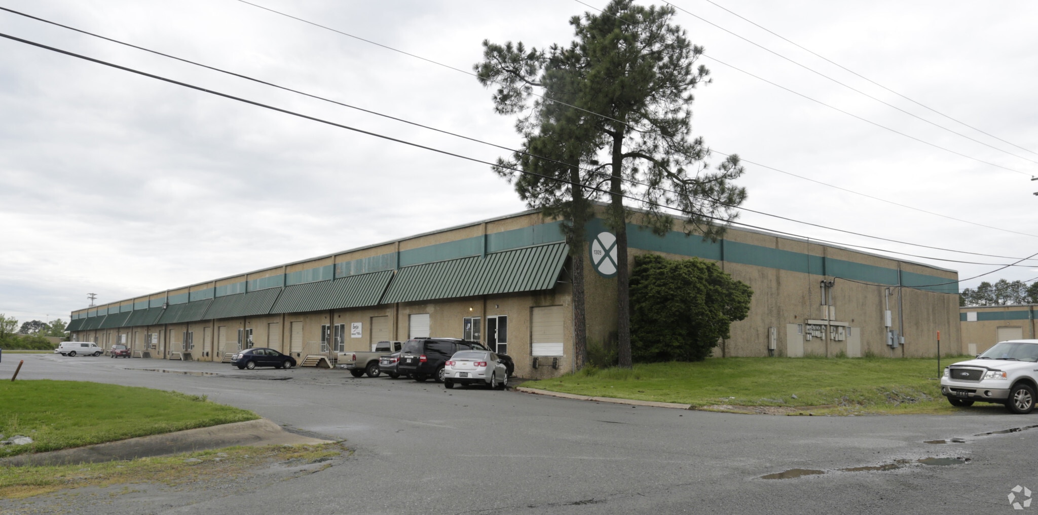 1305-1309 N Hills Blvd, North Little Rock, AR à vendre Photo principale– Image 1 sur 3